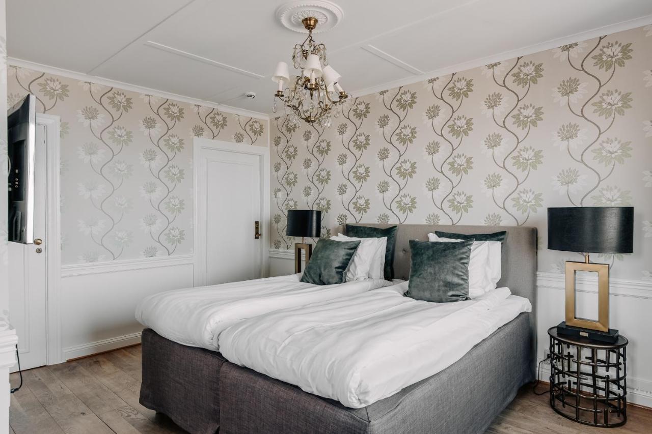 Hotel Gyllene Uttern Gränna Extérieur photo